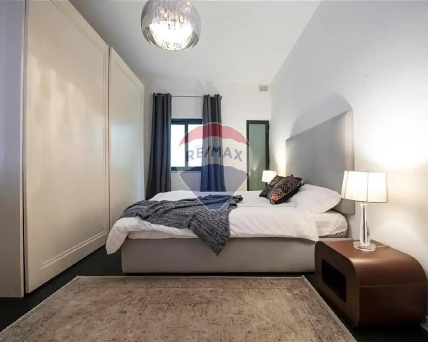 Pender Gardens – Apartment
