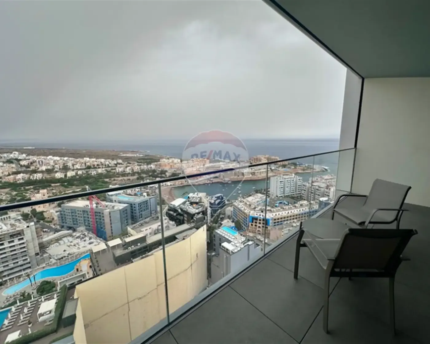 Mercury Towers – Apartment
