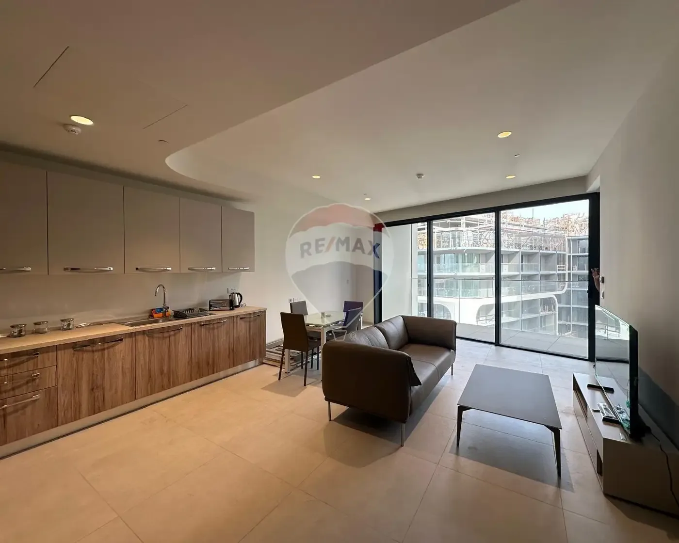 Mercury Towers – Apartment — photo 1