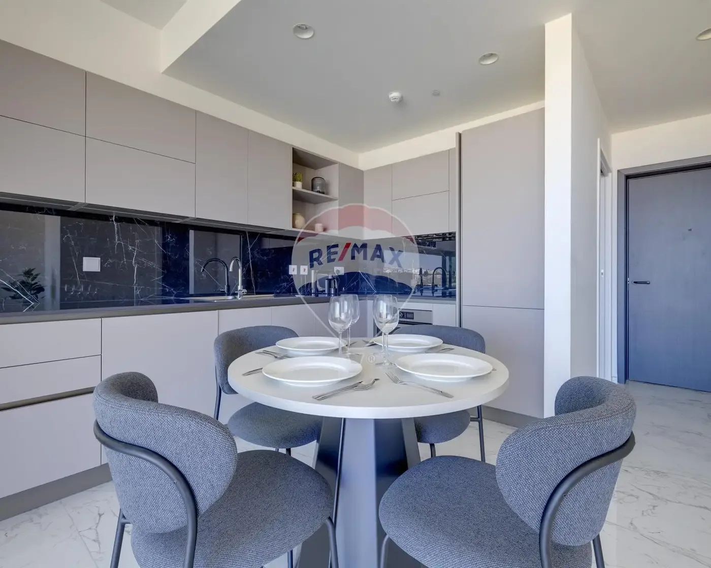Mercury Towers – Apartment — photo 6