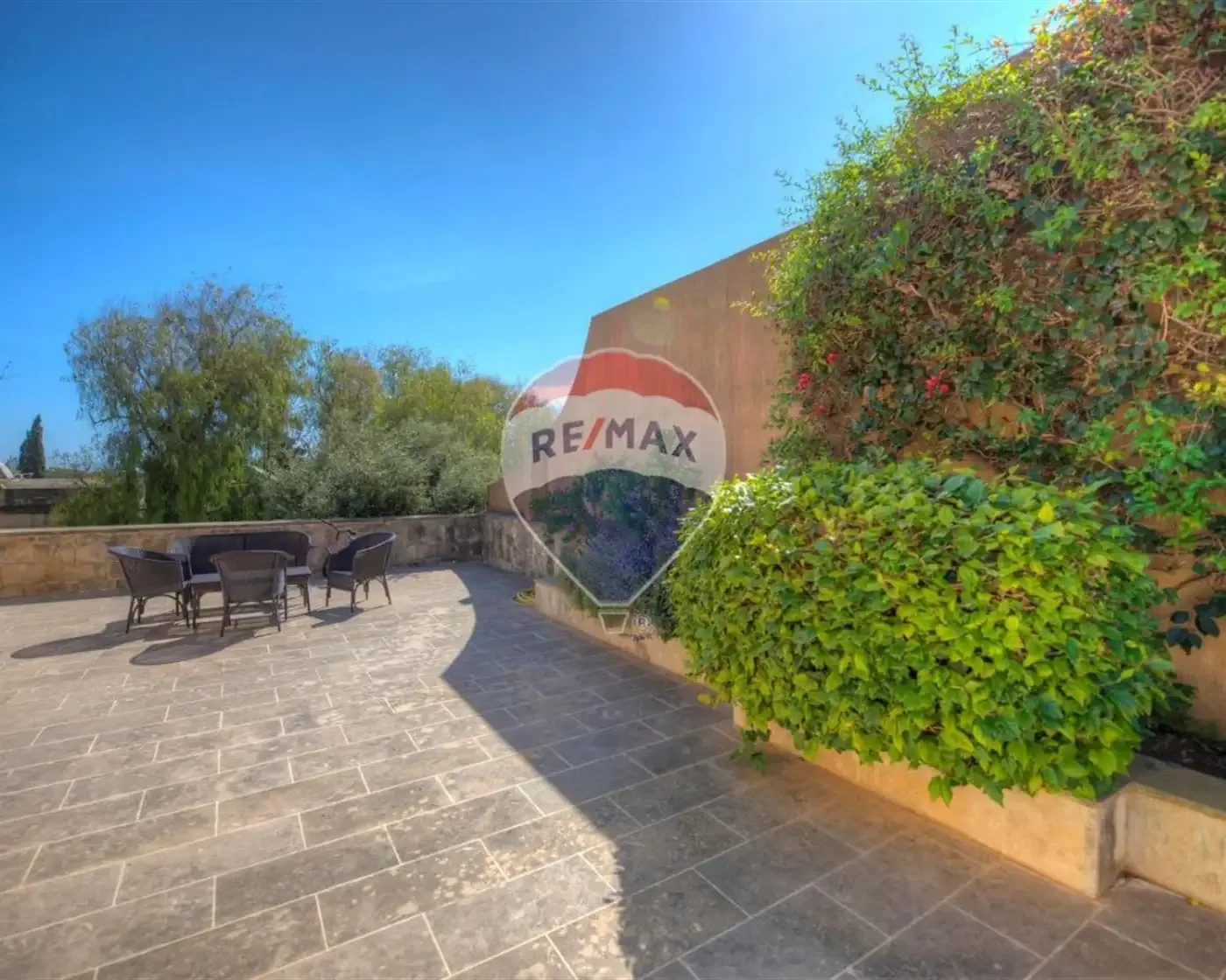 Iklin – Villa Semi-Detached — photo 5